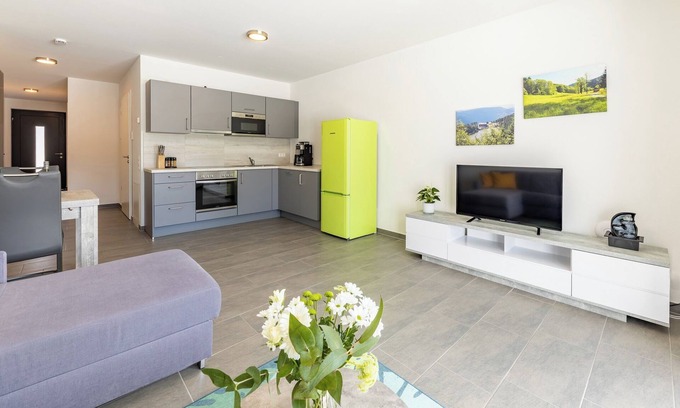 Titisee-Neustadt Apartment | Apartment T11 70 sqm, 2 bedrooms with balcony, max. 5 persons