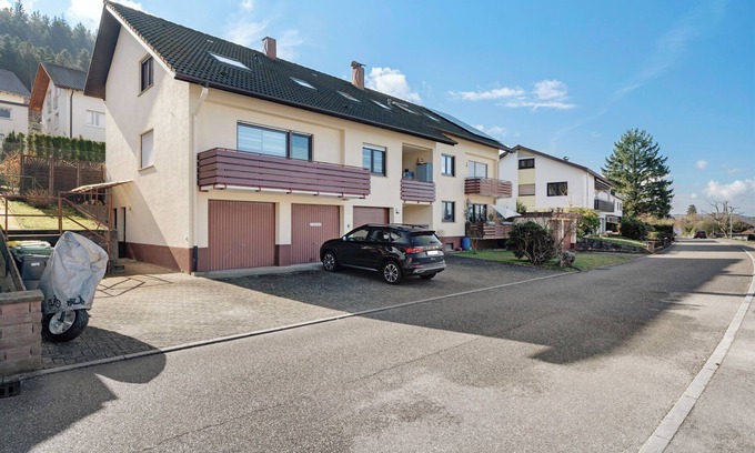 Loffenau Apartment | Apartment 'Talblick Schwarzwald' with Mountain View, Balcony and Wi-Fi