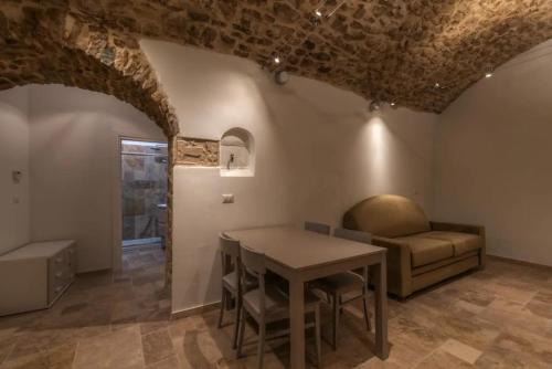 SantʼAgata di Puglia Apartment | Apartment Tena in Arco Pronti