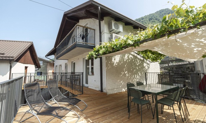 Kamno Apartment | Apartment Toni with 2 Bedrooms & Terrace & Free Parking