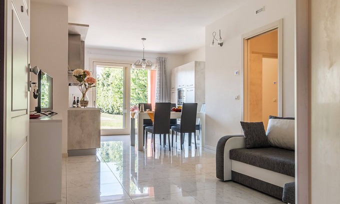 Cimadolmo Apartment | Apartment Treviso