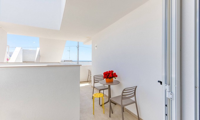 Torre San Giovanni Apartment | Apartment 'Unit 1' with Air Conditioning