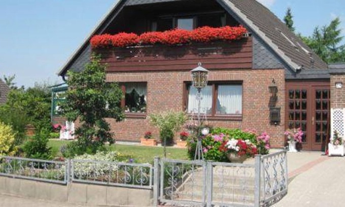 Gaarden-Sud - Kronsburg Apartment | Apartment Uslar - apartment / apartment, shower, toilet, 2 bedrooms