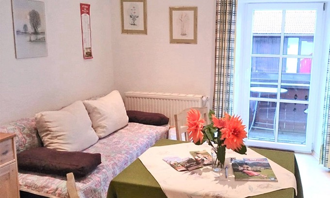 Aschau im Chiemgau Apartment | Apartment VI in the main building 40 sqm with separate bedroom and balcony