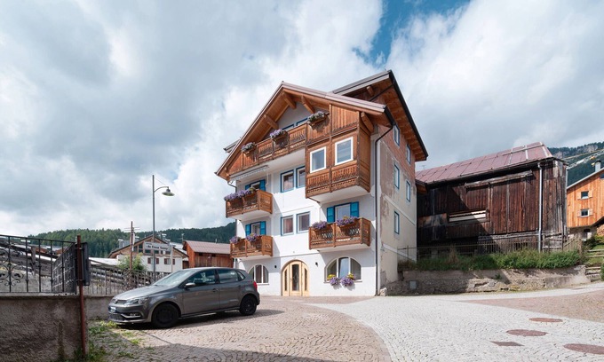 Vigo di Fassa Apartment | Apartment 'Vich' with Mountain View, Balcony and Wi-Fi