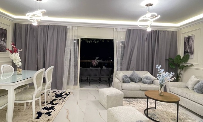 Al-Muski Apartment | apartment view of nile