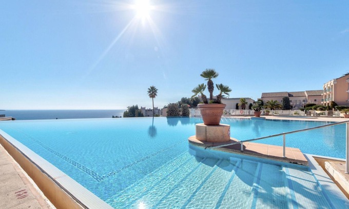 La Croix des Gardes Apartment | Apartment Villa Francia Exceptional sea view over the bay of CANNES