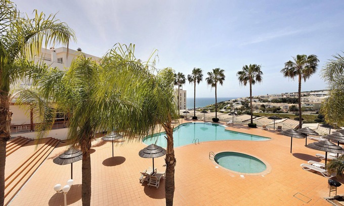 Porto de Mos Apartment | Apartment 'Villa Mós' with Sea View, Wi-Fi and Air Conditioning