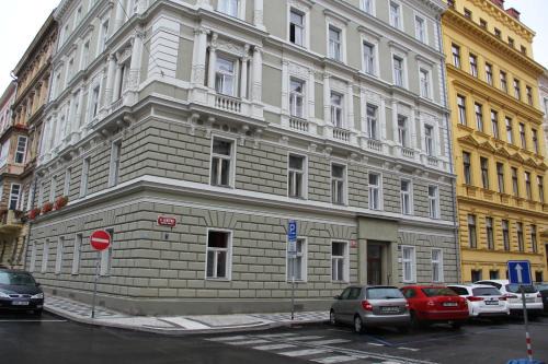 Smichov Apartment | Apartment Vltava Prague