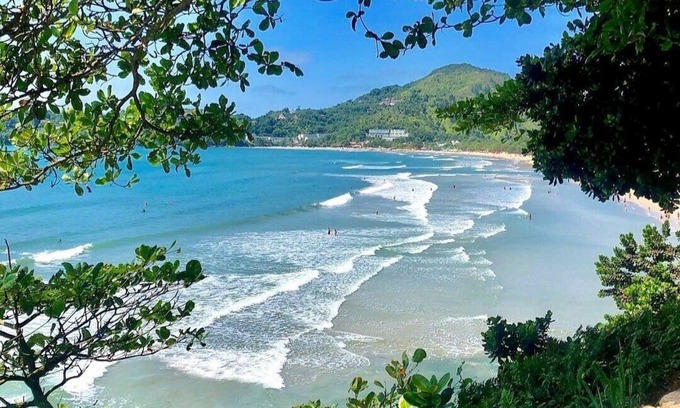 Caraguatatuba Apartment | Apartment w/2 bedrooms, furnished, full kitchen, pool,