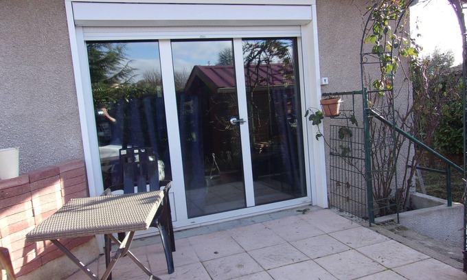 Villars-les-Dombes Apartment | Apartment with terrace, near the bird park, nearby shops