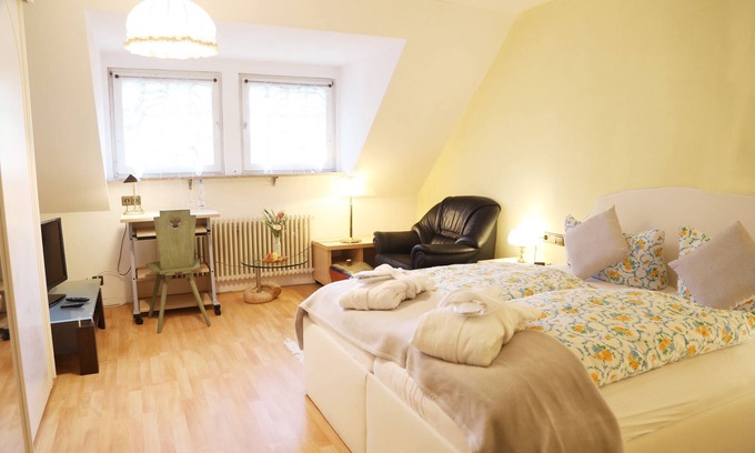 Munstertal Apartment | Apartment with 2 bedrooms, 80 sqm, balcony