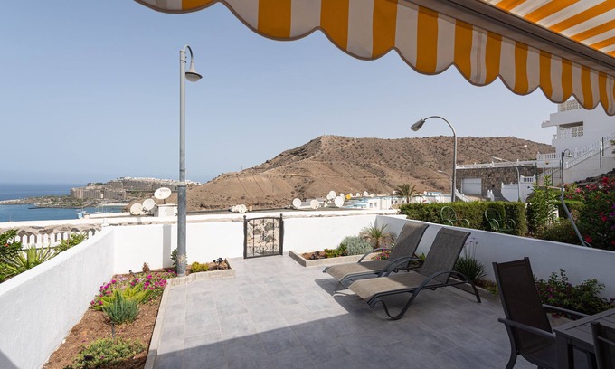 Patalavaca Apartment | Apartment with amazing views & terrace - garden