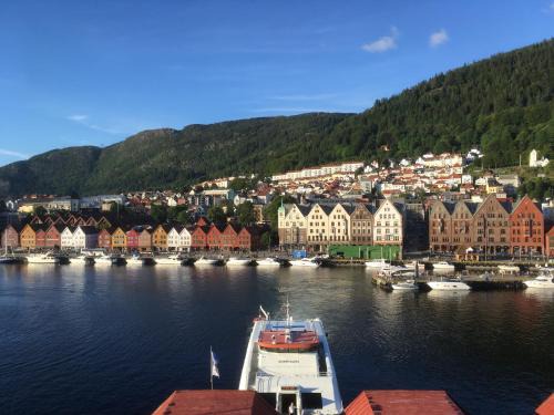 Bergen City Centre Apartment | Apartment with Beautiful View to Bryggen