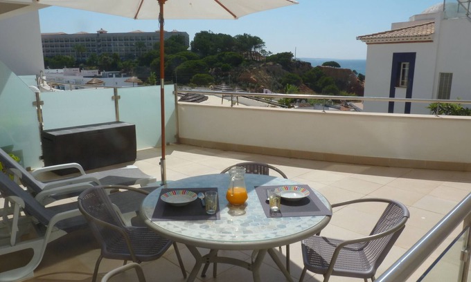 Olhos D'Agua Apartment | Apartment With Front Line Sea Views And Large Balcony,150m From Beach,