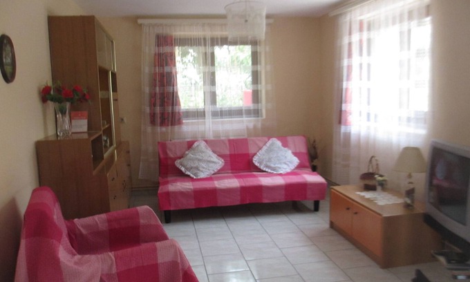 Alexandroupoli Apartment | APARTMENT with PARKING, Wi-Fi & YARD
