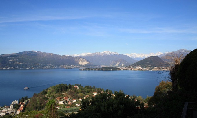 Laveno Apartment | Apartment with stunning views over Lake Maggiore and the Borromean Islands