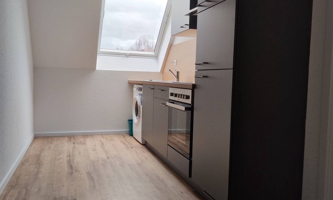 Leimen Apartment | Apartment with kitchen, bathroom and 2 bedrooms