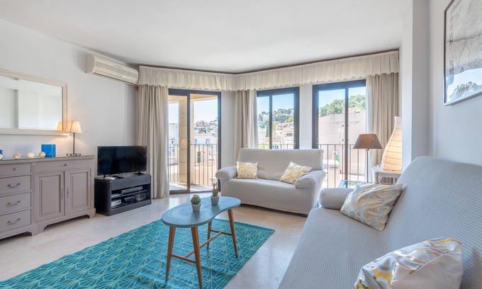 Puerto de Soller Apartment | Apartment with mountain views, Wi-Fi and air conditioning.