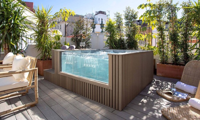 Coves Noves Apartment | Apartment with pool in Seville. Gamazo Terrace II