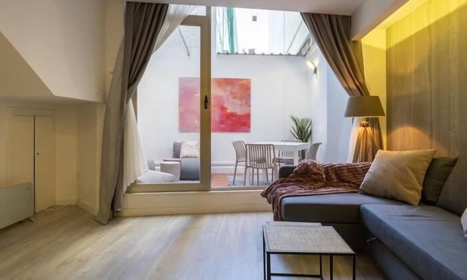 Sant Francesc Apartment | APARTMENT WITH PRIVATE TERRACE IN THE CENTER OF VALENCIA