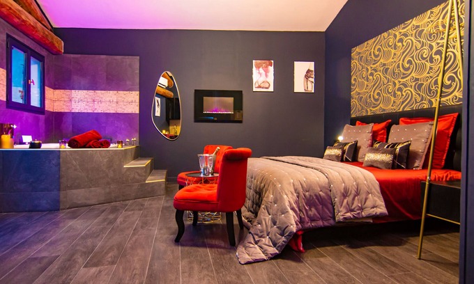 Congenies Apartment | Apartment with Private Jacuzzi and Terrace, Heated Pool, Sauna, Billiards