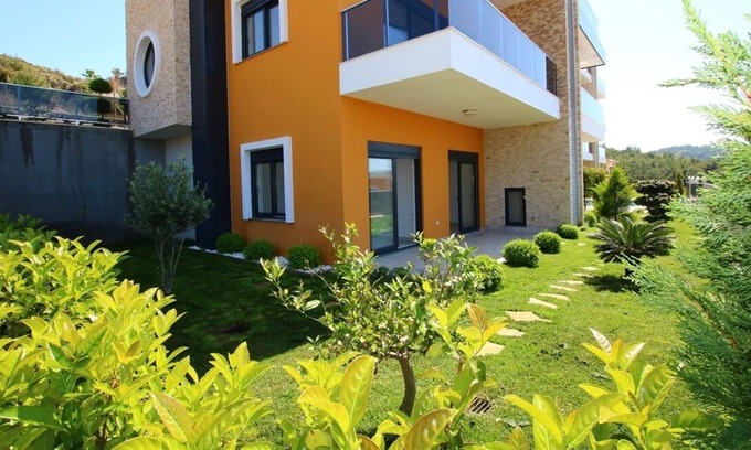 Kargicak Apartment | Apartment with sea / mountain views 3 + 1 with pool in a quiet location