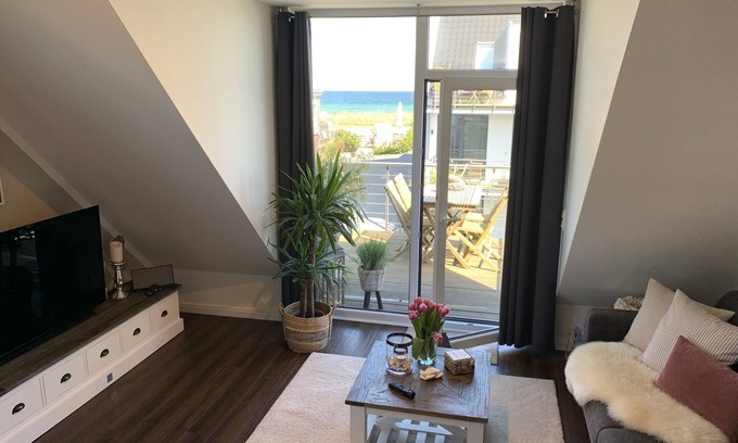 Haffkrug Apartment | Apartment with sea view, 30 meters to the beach