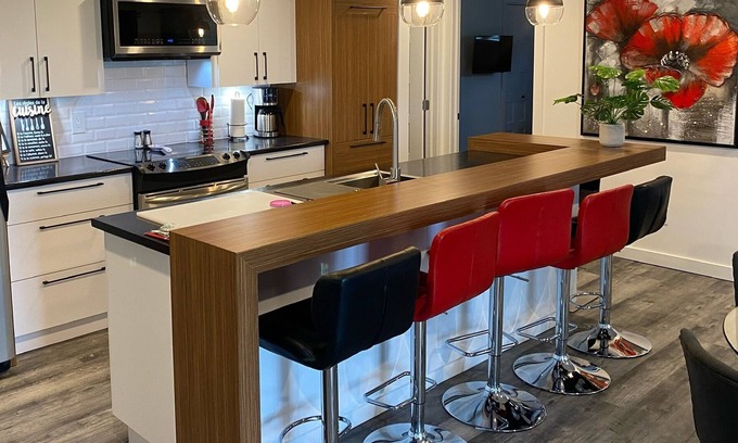 Gascons Apartment | apartment with view of the bay of heats