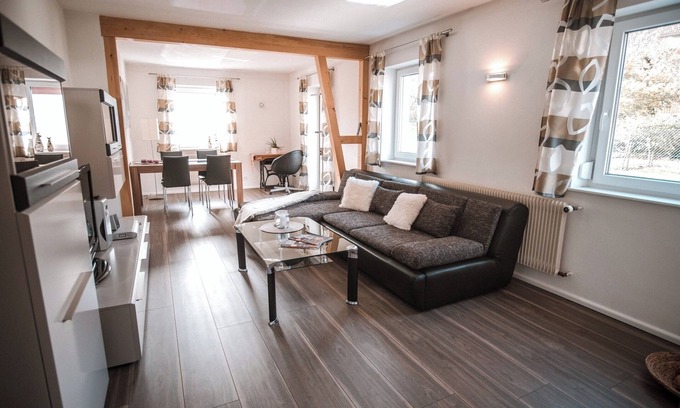 Pfalzgrafenweiler Apartment | Apartment 'Wohlfühlmomente im Nordschwarzwald' with Garden & Wi-Fi