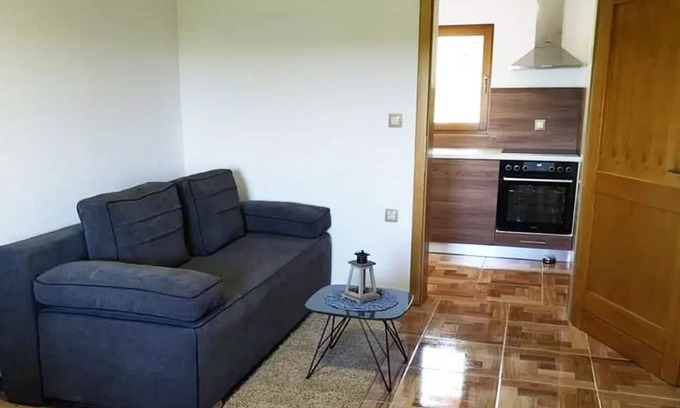 Ludbreg Apartment | Apartments Ana - One Bedroom Apartment with Terrace B