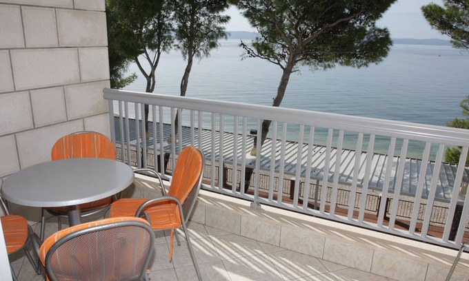 Bili brig Apartment | Apartments and Rooms Residence Simic (115691-A9) - Makarska