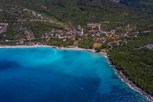 Miholascica House | Apartments and Rooms YASMIN