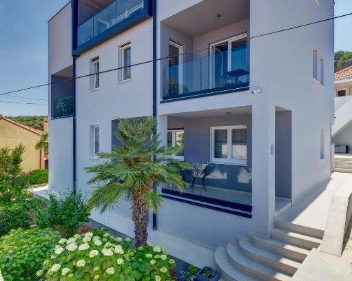 Veli Losinj Apartment | Apartments Hemetek