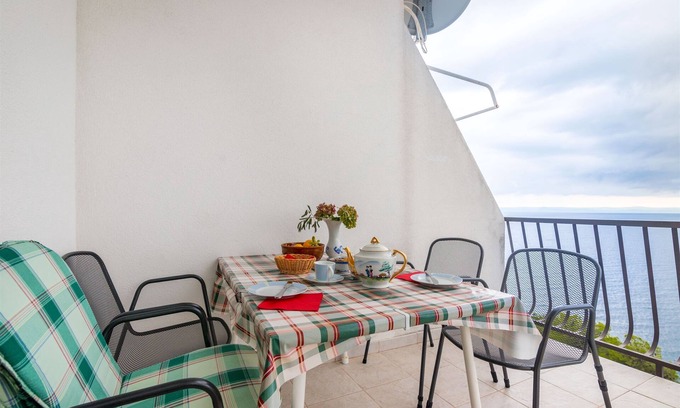 Bratus Apartment | Apartments Igor (33401-A2) - Bratus