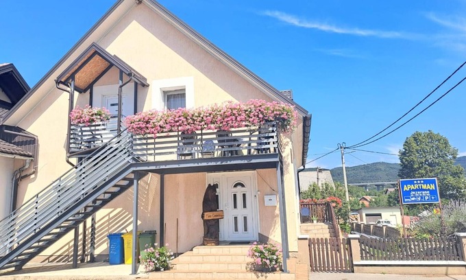 Brinje Apartment | Apartments Jezerane - Studio Apartment
