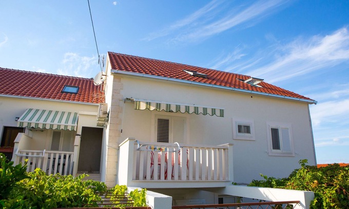 Sutivan Apartment | Apartments Lenka