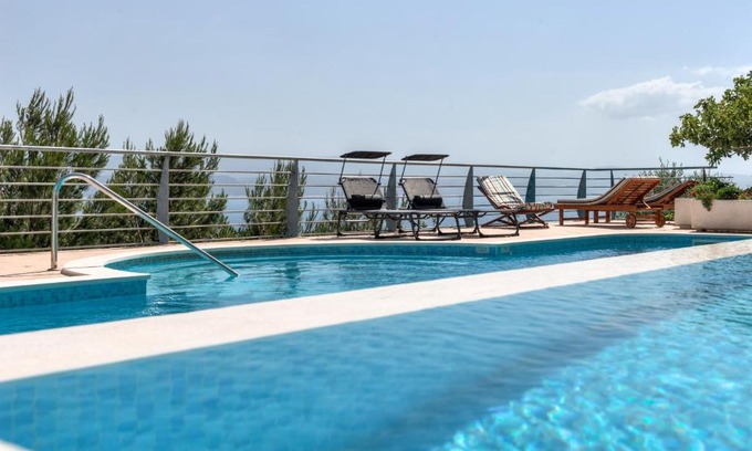 Ruskamen Apartment | Apartments Majda