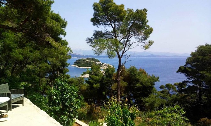Saplunara Apartment | Apartments Matuško Mljet - Two-Bedroom Apartment with Terrace and Sea view