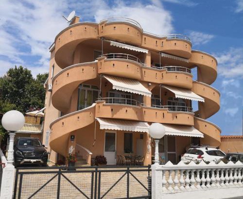 Bregvija Apartment | Apartments Montenegrina
