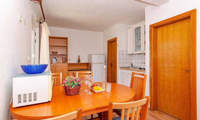 Putnikovic Apartment | Apartments Oliver (52861-A3) - Putnikovic