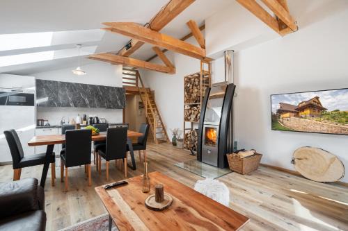 Horna Lehota Apartment | Apartments Srdiecko - Sauna in Smaller apt - Highest in Central Europe - Fireplace - In the forest