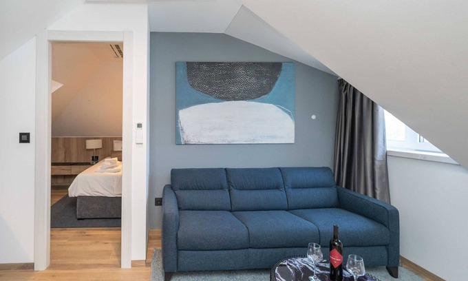 Cavtat Old Town Apartment | Apartments Villa Royale - One Bedroom Apartment with Sea View