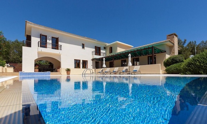 Aphrodite Hills Villa | Aphrodite Hills 5 Bedroom Villa - Tedora
