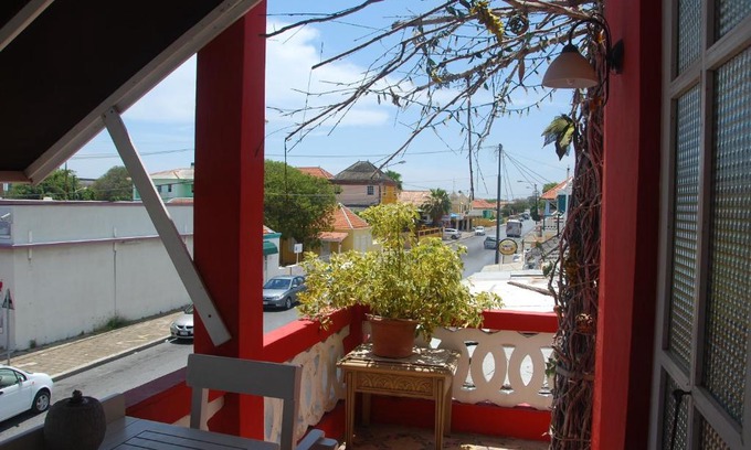 Colon House | Apolonia Boutique Hotel Curaçao