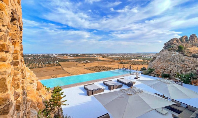 Hammam Bent Djedidi Villa | APOLONYA - Exceptional villa in Hammamet