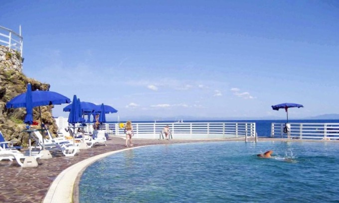 Capo D'arco Apartment | APP.TI CAPO D'ARCO - CASA LUISA