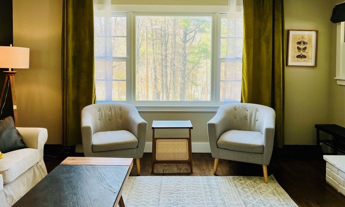 Boone House | Appaltree Bungalow: Two bedrooms in town