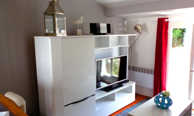 Saint-Martin-de-Re Apartment | Appart Cocon/Venelle Piétonne/Plein Centre