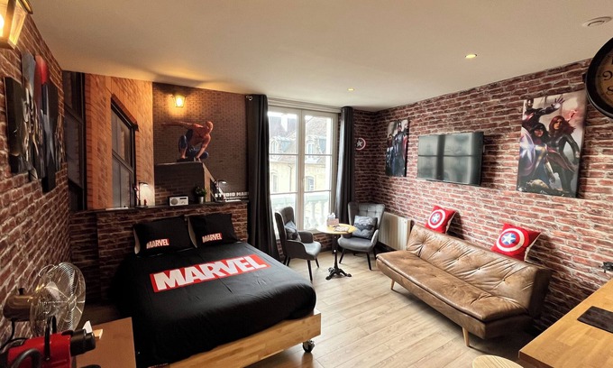 Dole Apartment | ★ Appart Le Marvel - Coeur center ville proche véloroute - Wifi Netflix ★